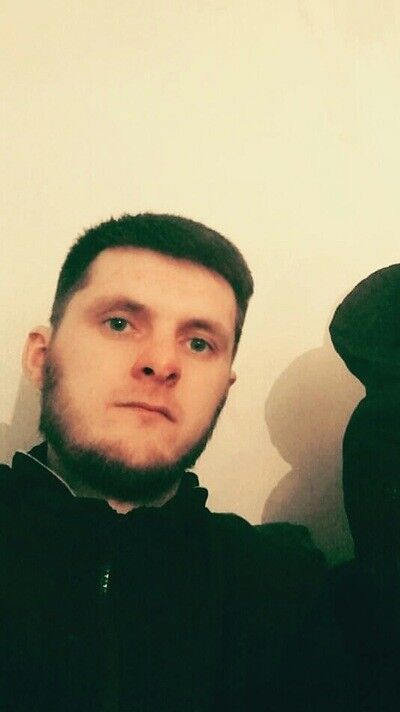  18616047  Ildar, 33 ,    