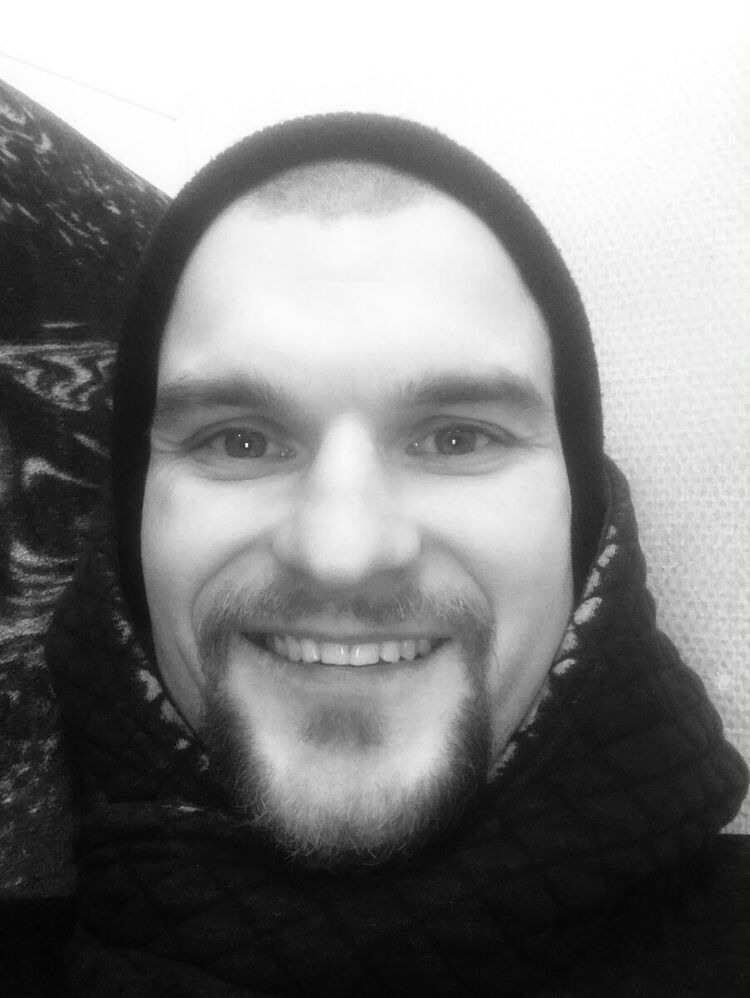 ���������� ������, ���� ������� Russel crOw, 36 ���, ������������ ��� ������, ����� � ���������, c�������� ���������