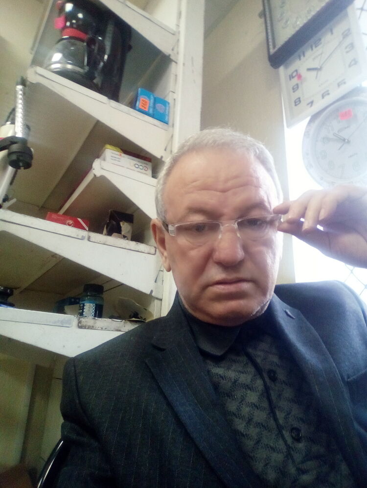  29883377  , 62 ,    