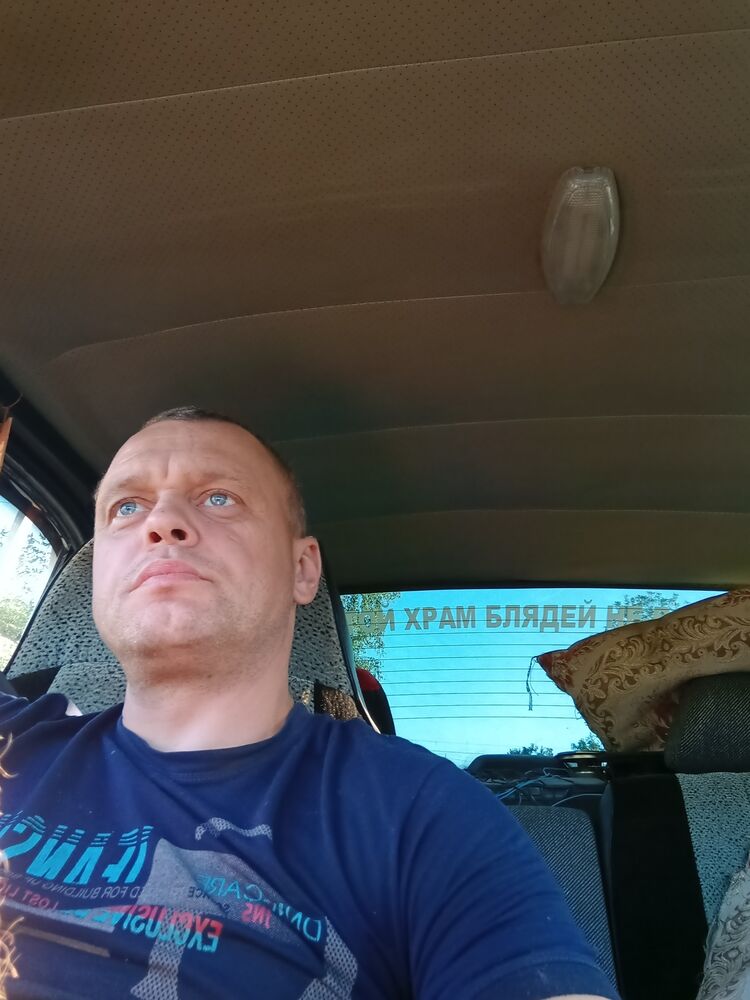  ,   Slava, 38 ,   ,   