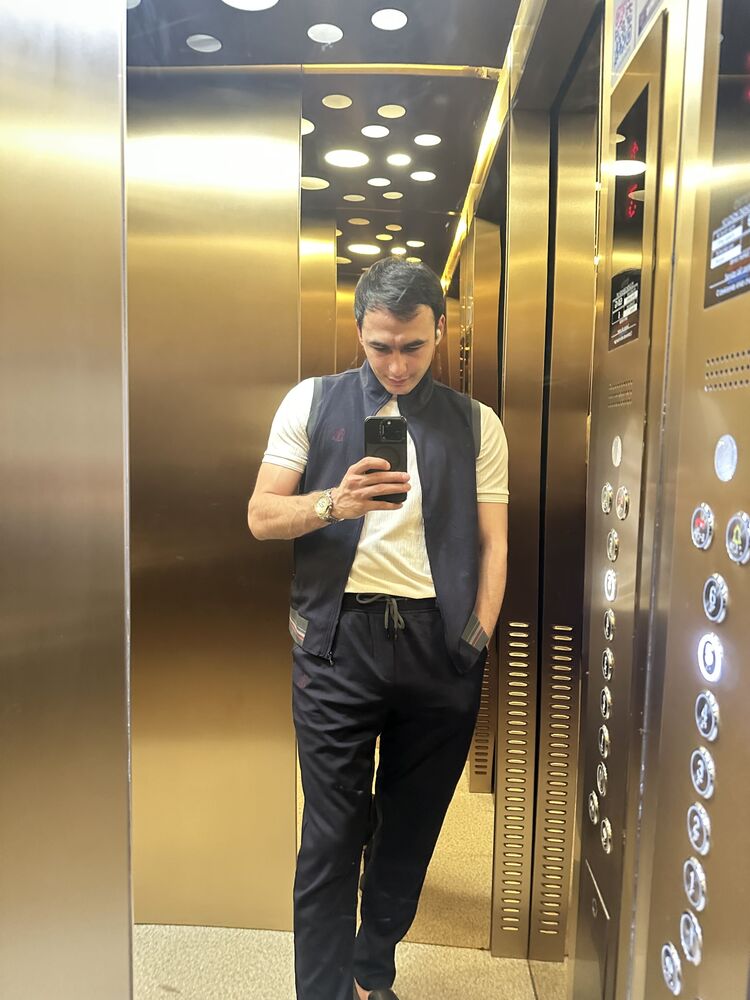  ,   Toxir, 24 ,  