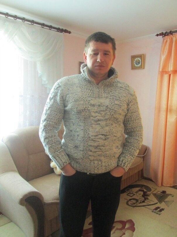  9235437  Lyjney, 39 ,    -