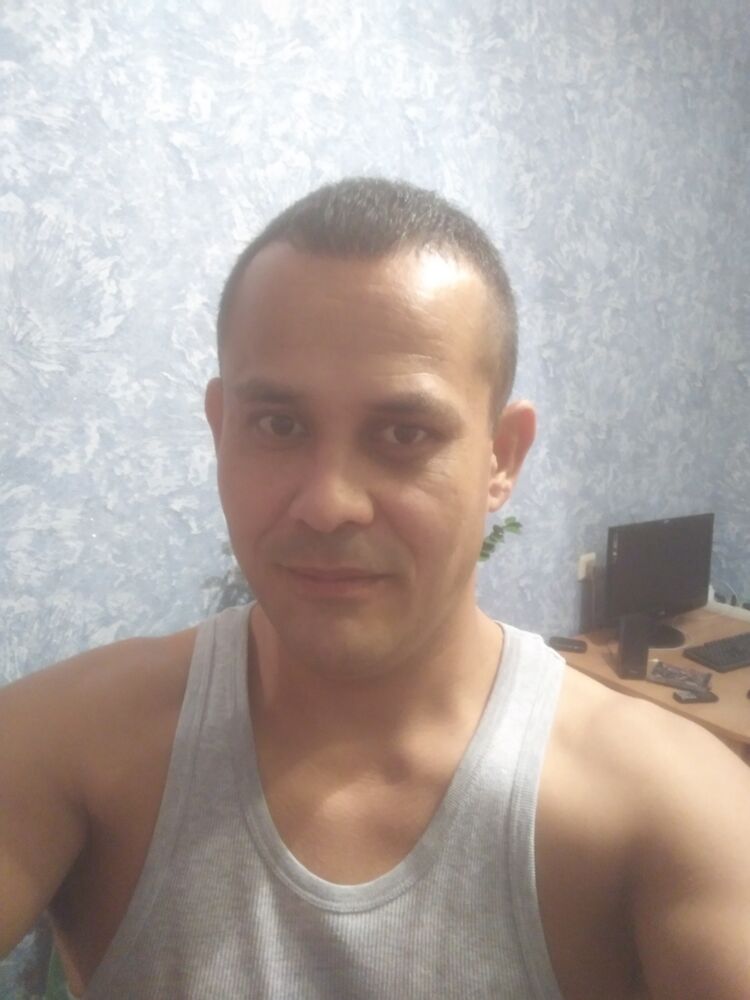  28254857  , 44 ,    