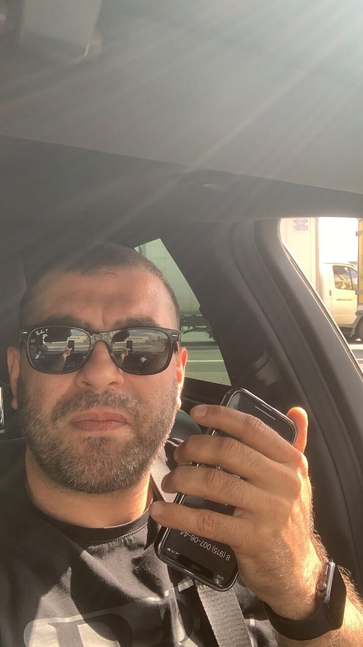  49312637  Artur, 36 ,    