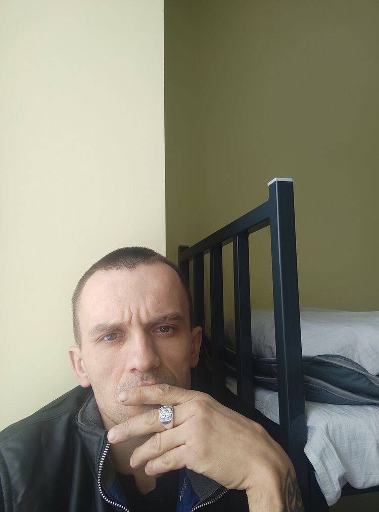  32866597  , 42 ,    -