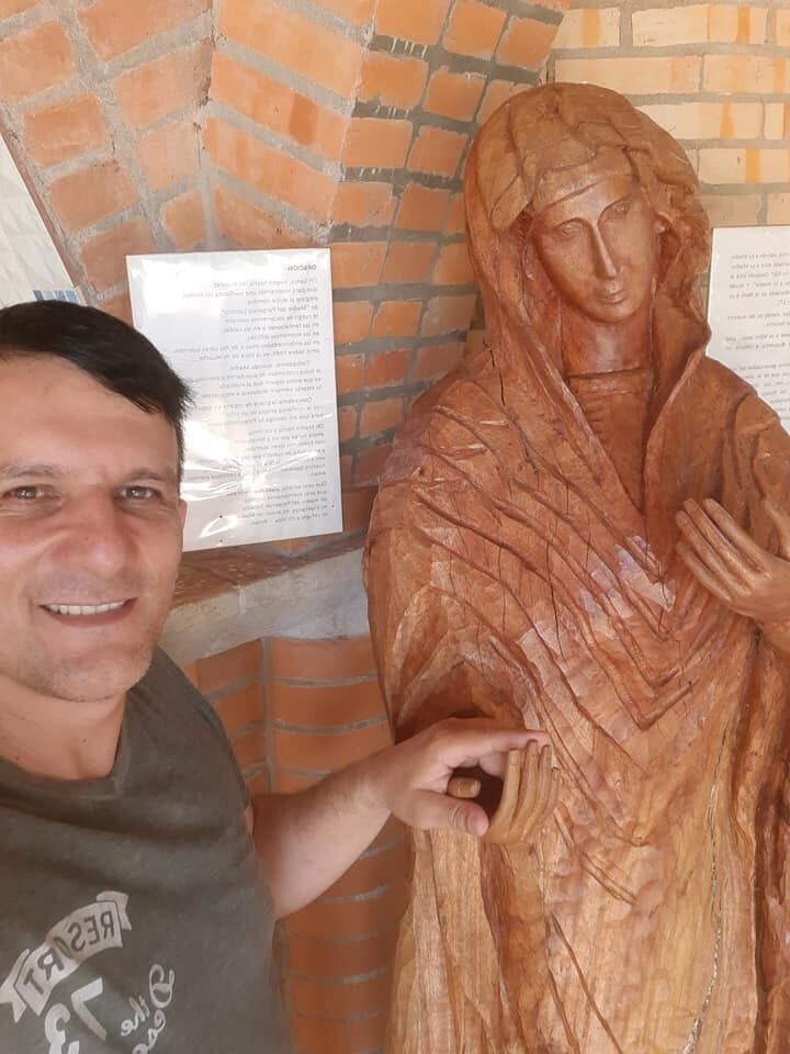  49646797  Dzmitry, 56 ,    