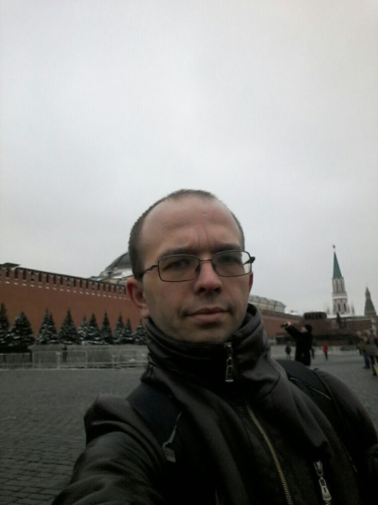  22427627  Maksim, 41 ,    