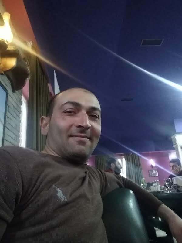  47861947  Coskun, 43 ,    