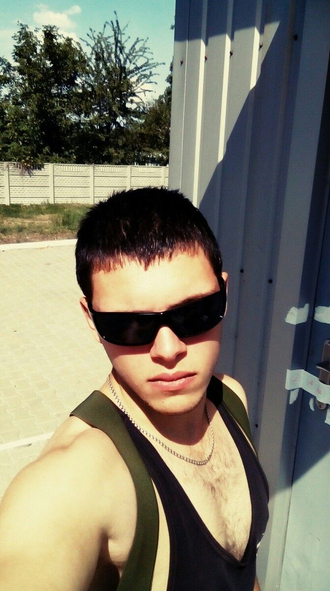  ,   Yukio, 33 ,   ,   , c 