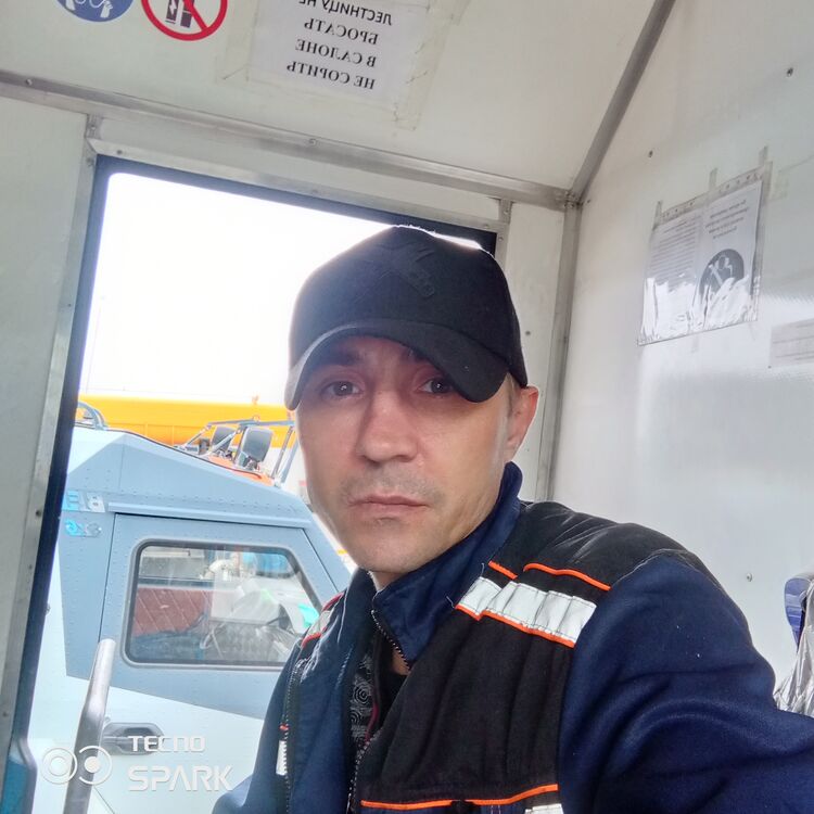  35532867  , 38 ,    