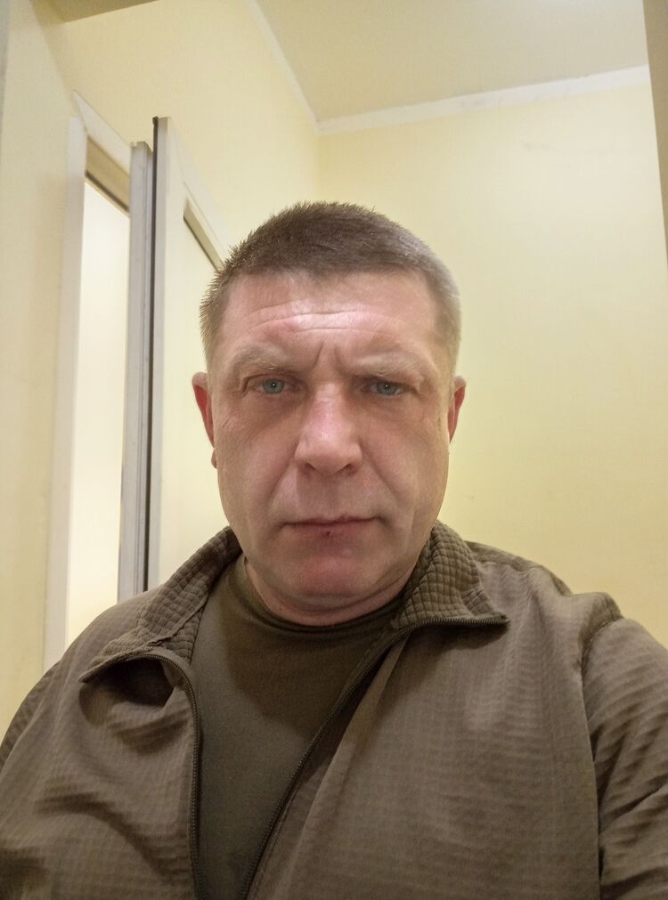  49886337  , 46 ,    