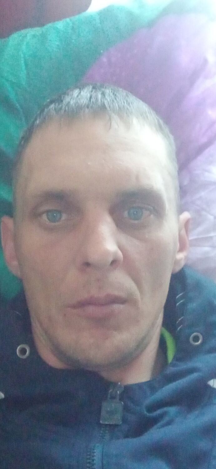  34868897  , 37 ,    