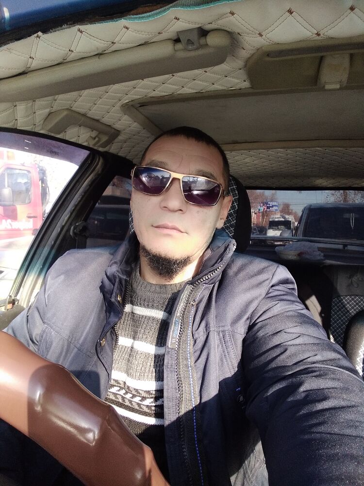  24679967  Ravshan, 45 ,    