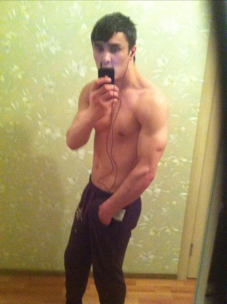  8950407  Ramik, 34 ,    