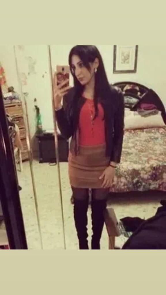  32430177  Karina, 25 ,    