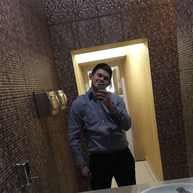  27042797  Nikolay, 26 ,    