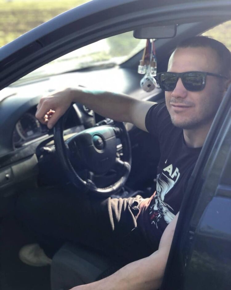  ,   Timyr, 37 ,   c 