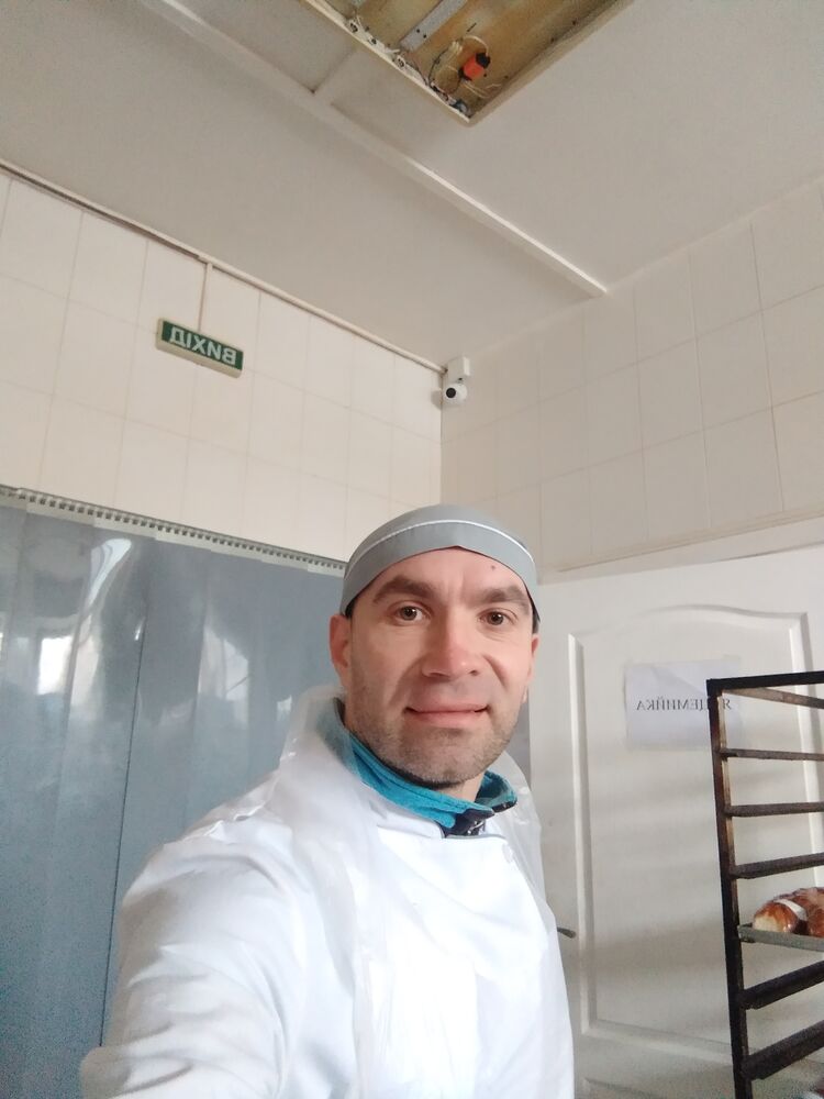  25415997  , 45 ,    