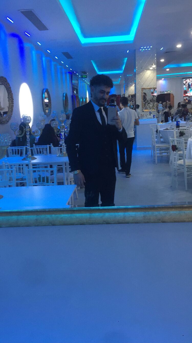  ,   Ismail, 25 ,   ,   