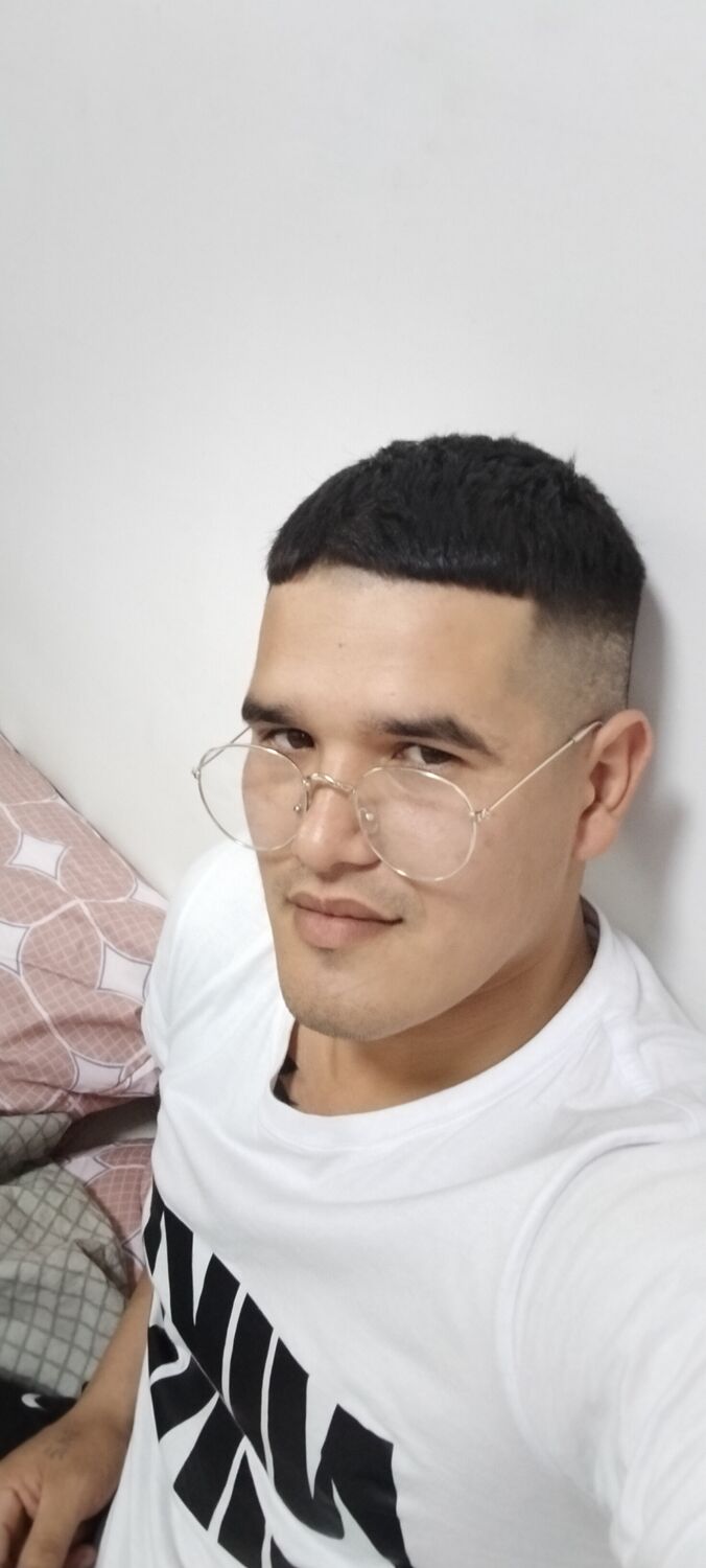  47667947  , 28 ,    