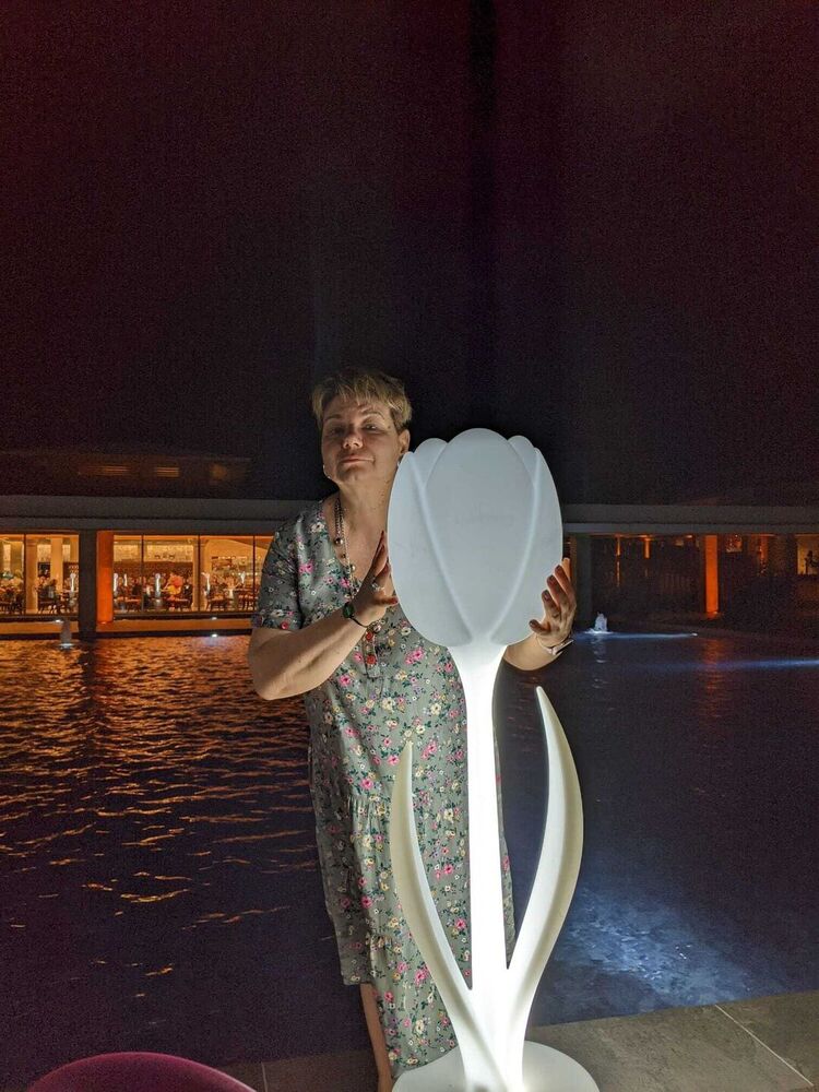   ,   , 52 ,  