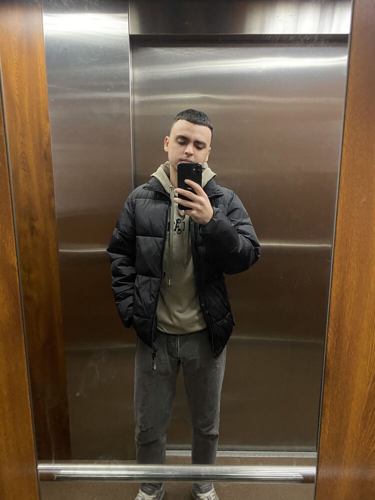 48992197  , 23 ,    