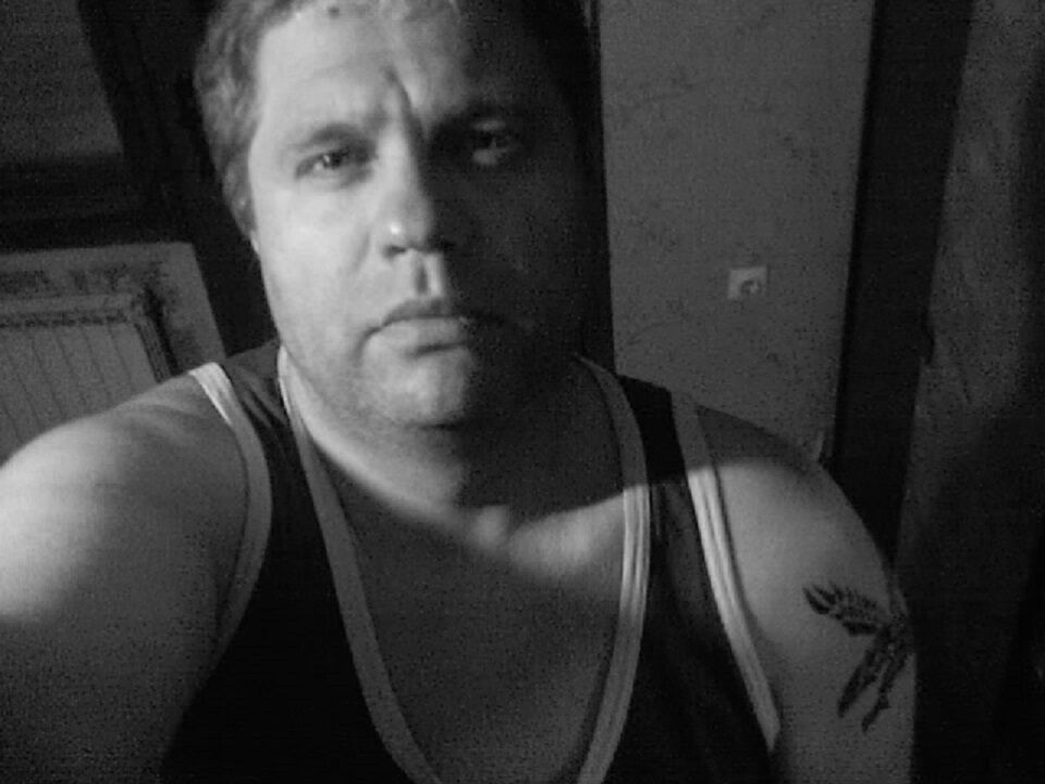  ,   Goran, 51 ,   ,   