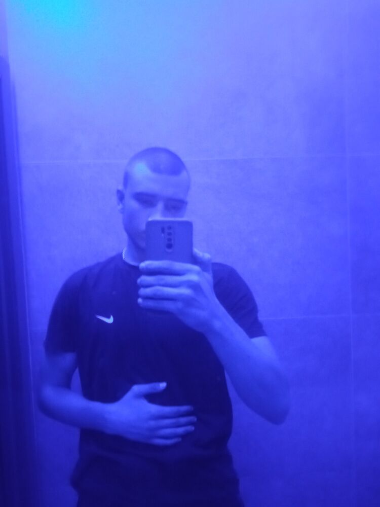  35271807  , 21 ,    