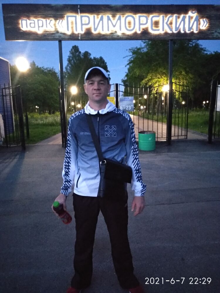  38777277  Daniel, 36 ,    