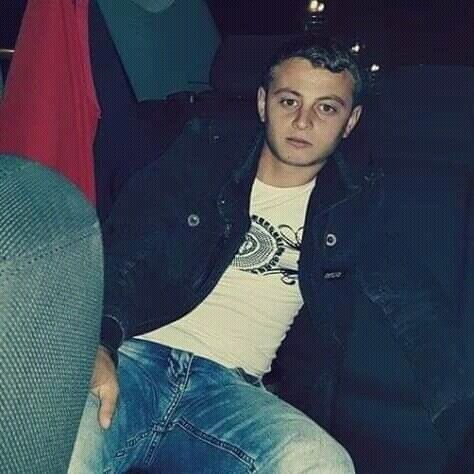  21798667  Hovsep, 32 ,    
