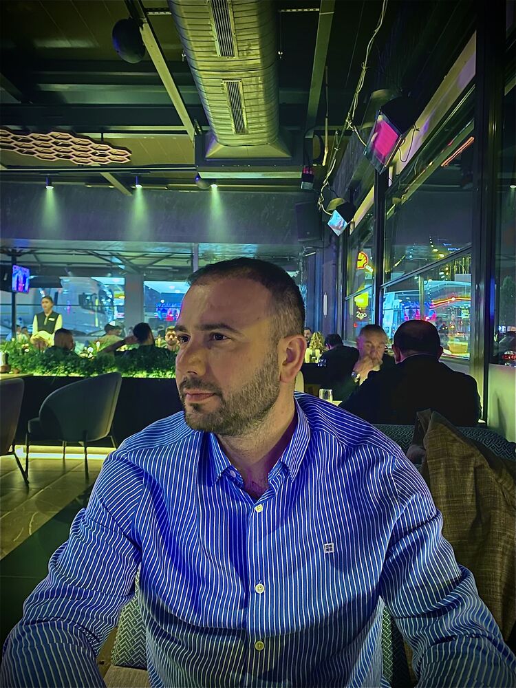  ,   Mert, 36 ,   ,   