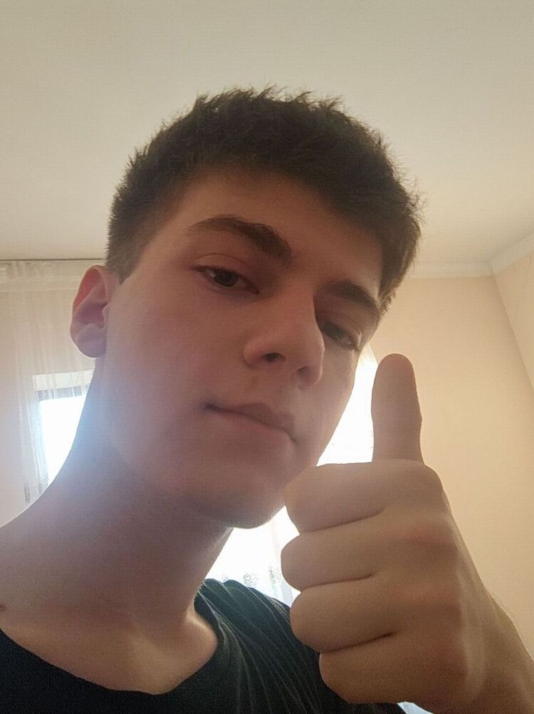  45634807  , 19 ,    