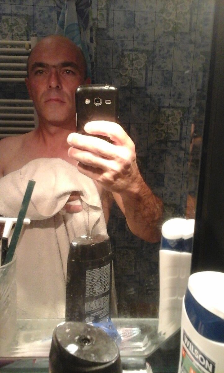  ,   Ash, 42 ,   ,   , c , 