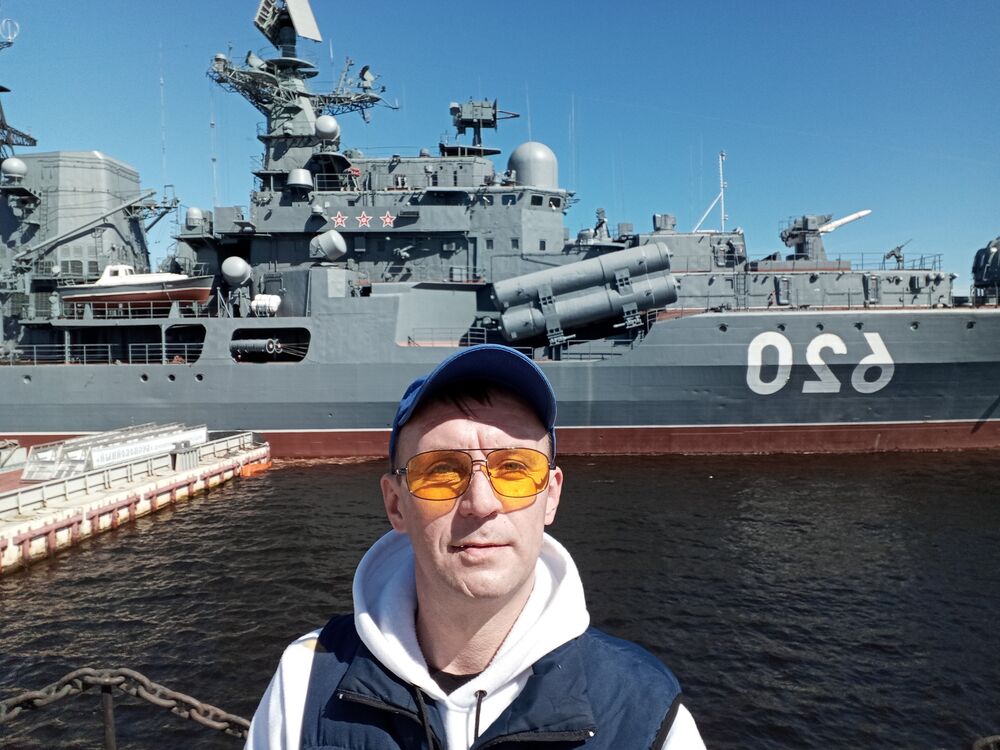  26645767  Sergey, 46 ,     