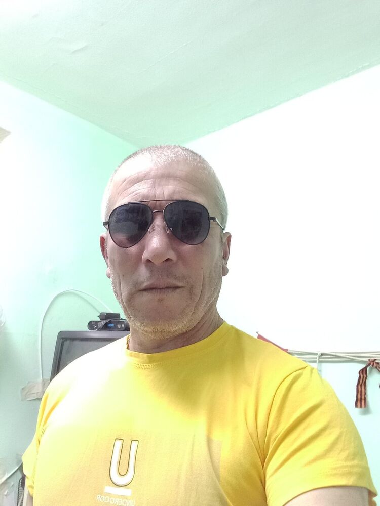 31899927  , 51 ,    