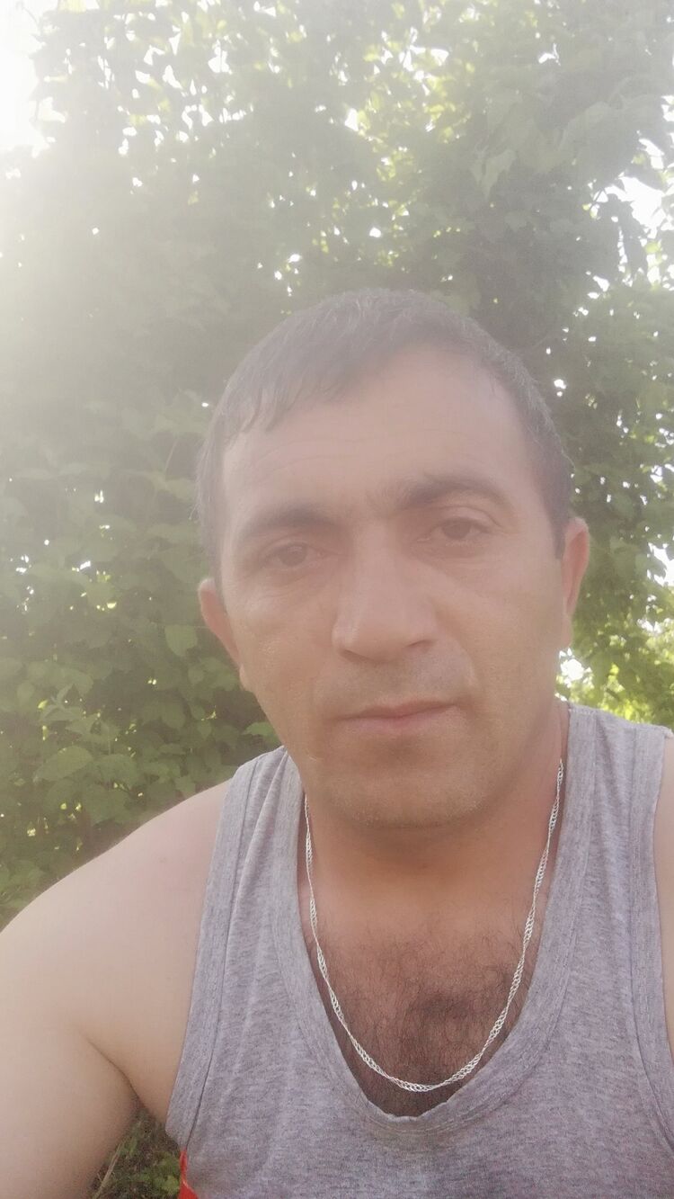  41838057  , 46 ,    
