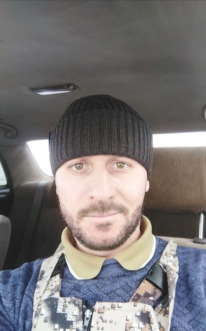  19042737  , 42 ,    