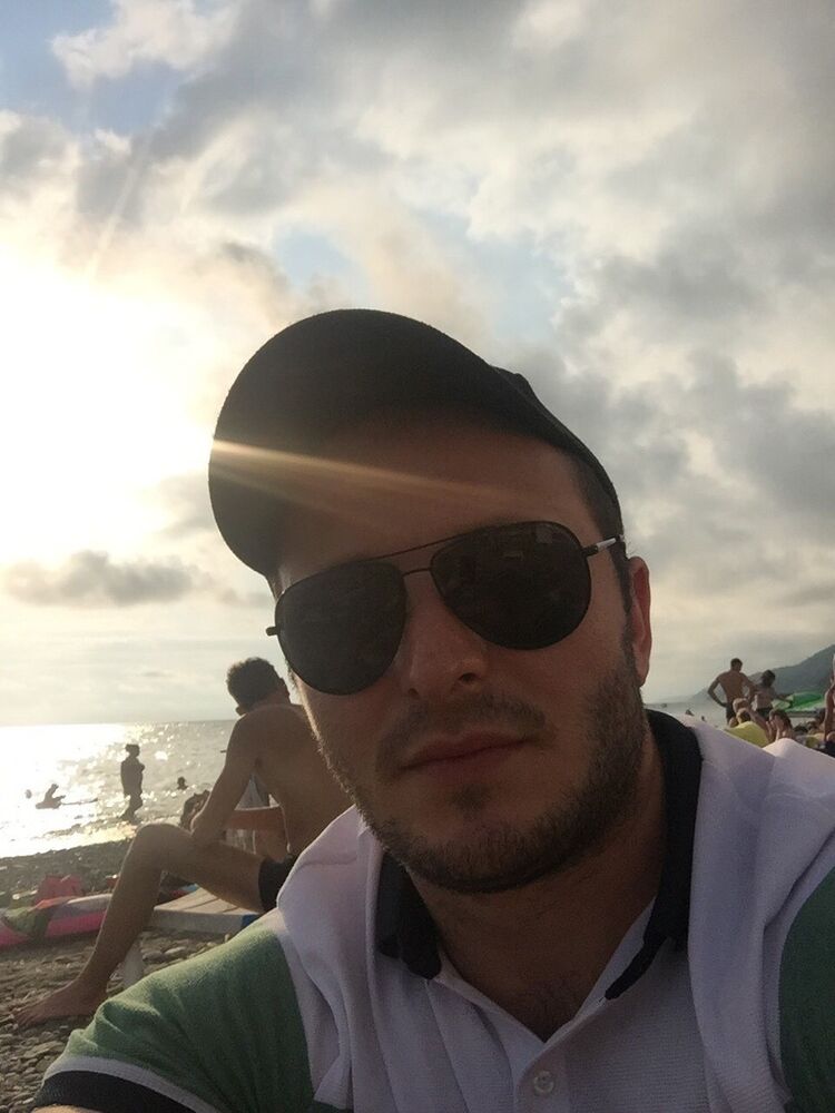 ���� 18717467 ����� ����, 20 ���, ���� ���������� � ������������