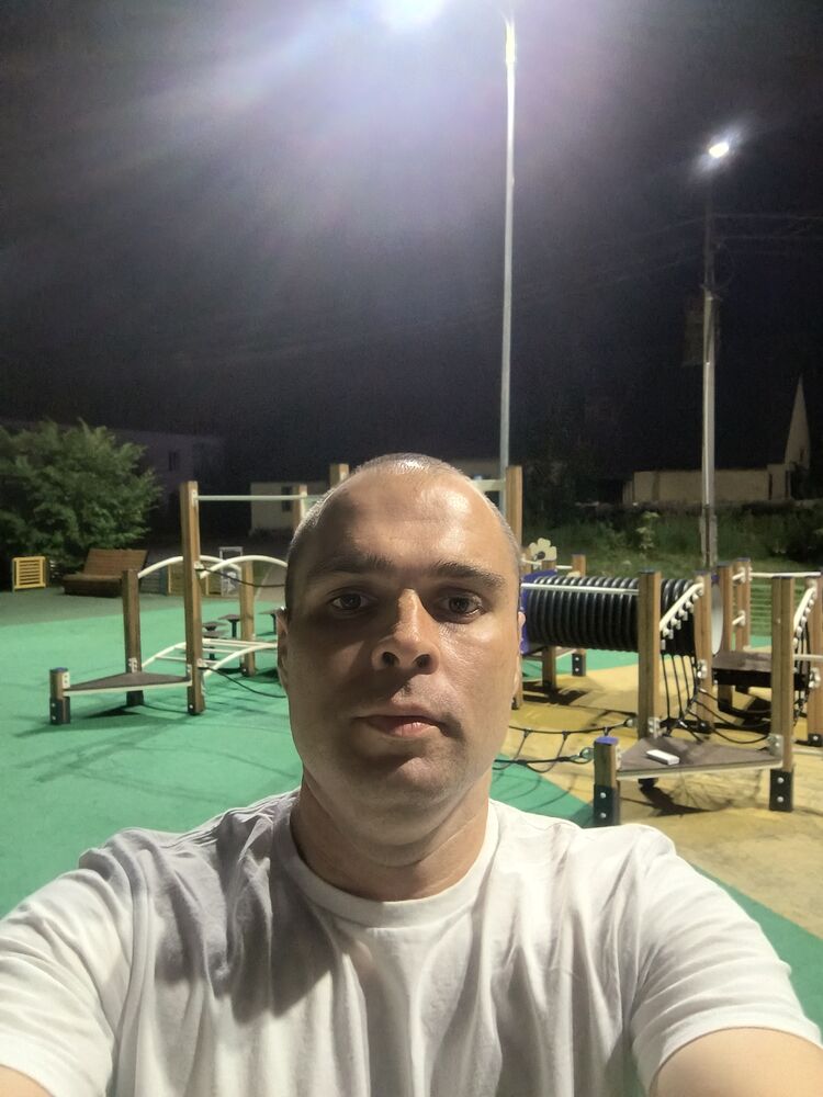  44645557  Vasilii, 39 ,    