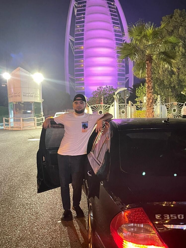  38656497  Amriddin, 33 ,    