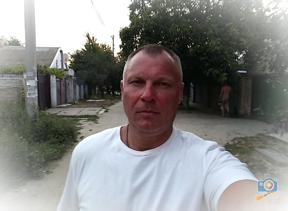  9824047  , 53 ,    