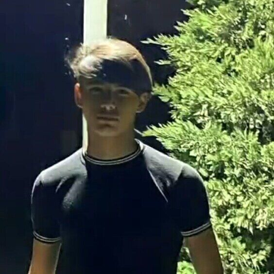  45587697  Saleh, 27 ,    