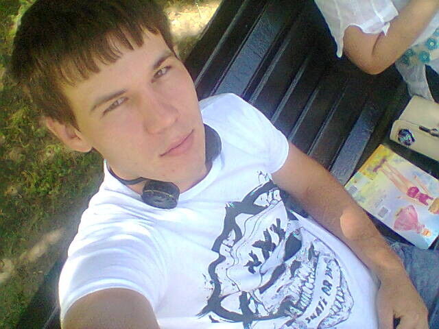  ,   Alexei, 32 ,   ,   , c 