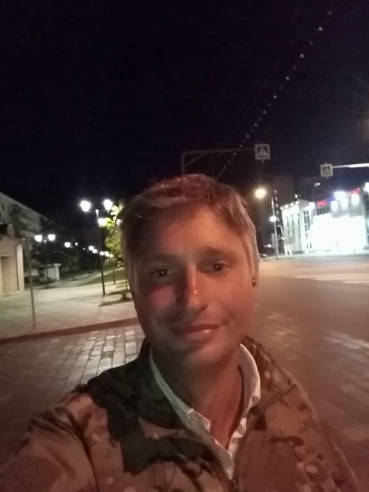  21530447  , 44 ,    