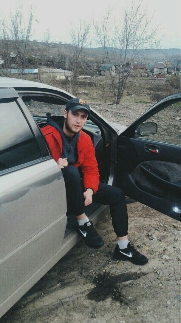  ,   Black Akula, 28 ,   ,   , c 