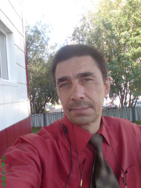  6326317  Viktor, 64 ,    