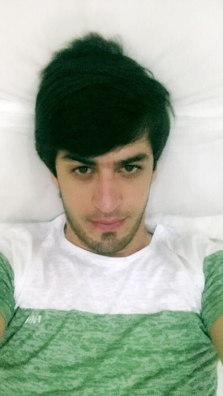  ,   Ali, 33 ,   c 