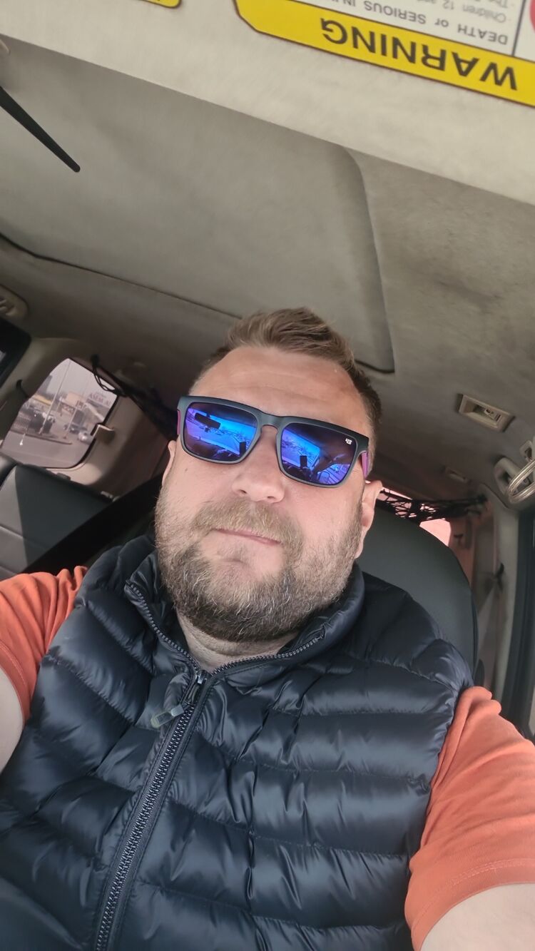  33631357  , 44 ,    