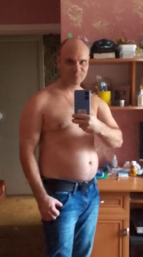  38848067  Leontij, 41 ,    