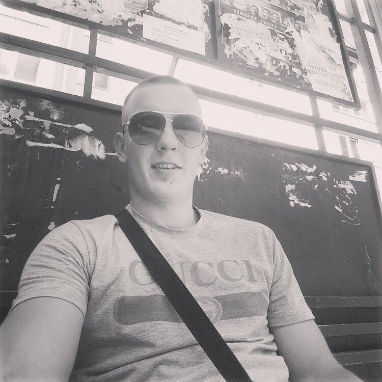  46617897  Alex, 32 ,    